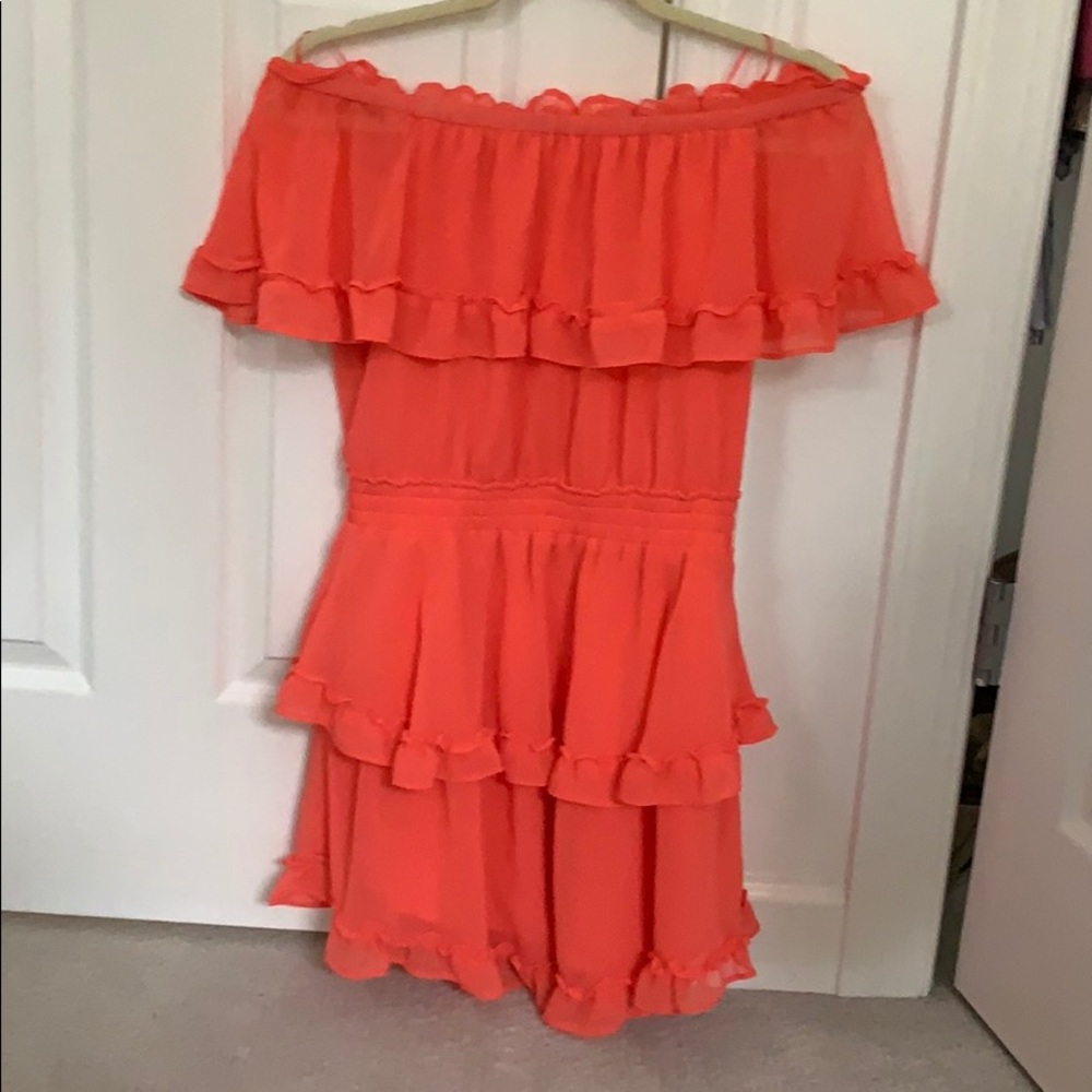 OFF THE SHOULDER RUFFLED DRESS